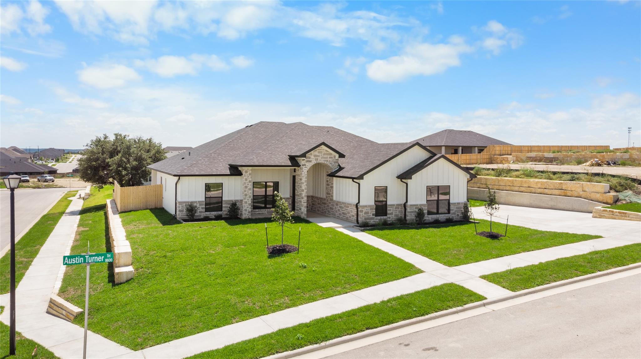 8621 Austin Turner Trl, Killeen, TX 76542