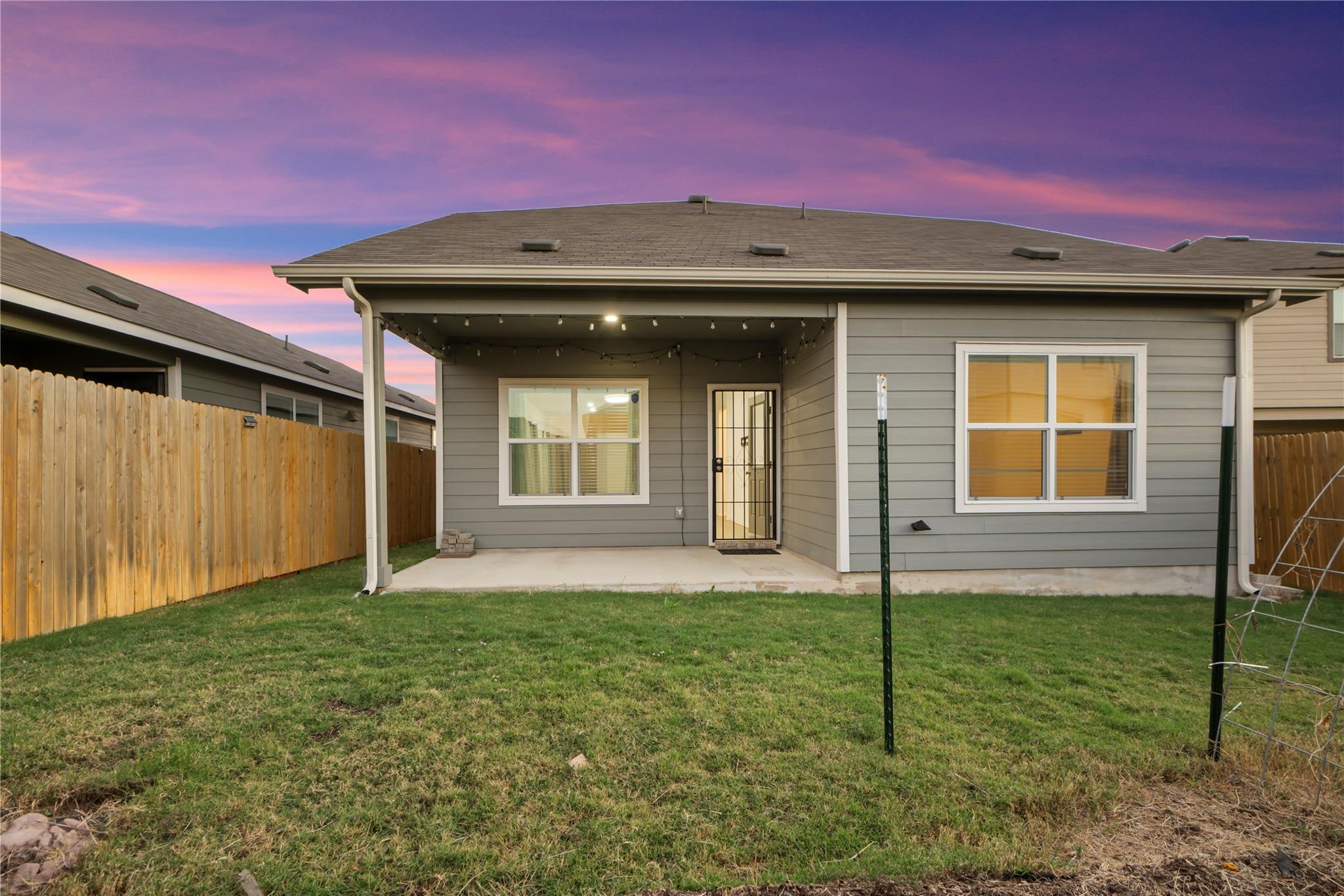 148 Rowdy Yates Way, Jarrell, TX 76537