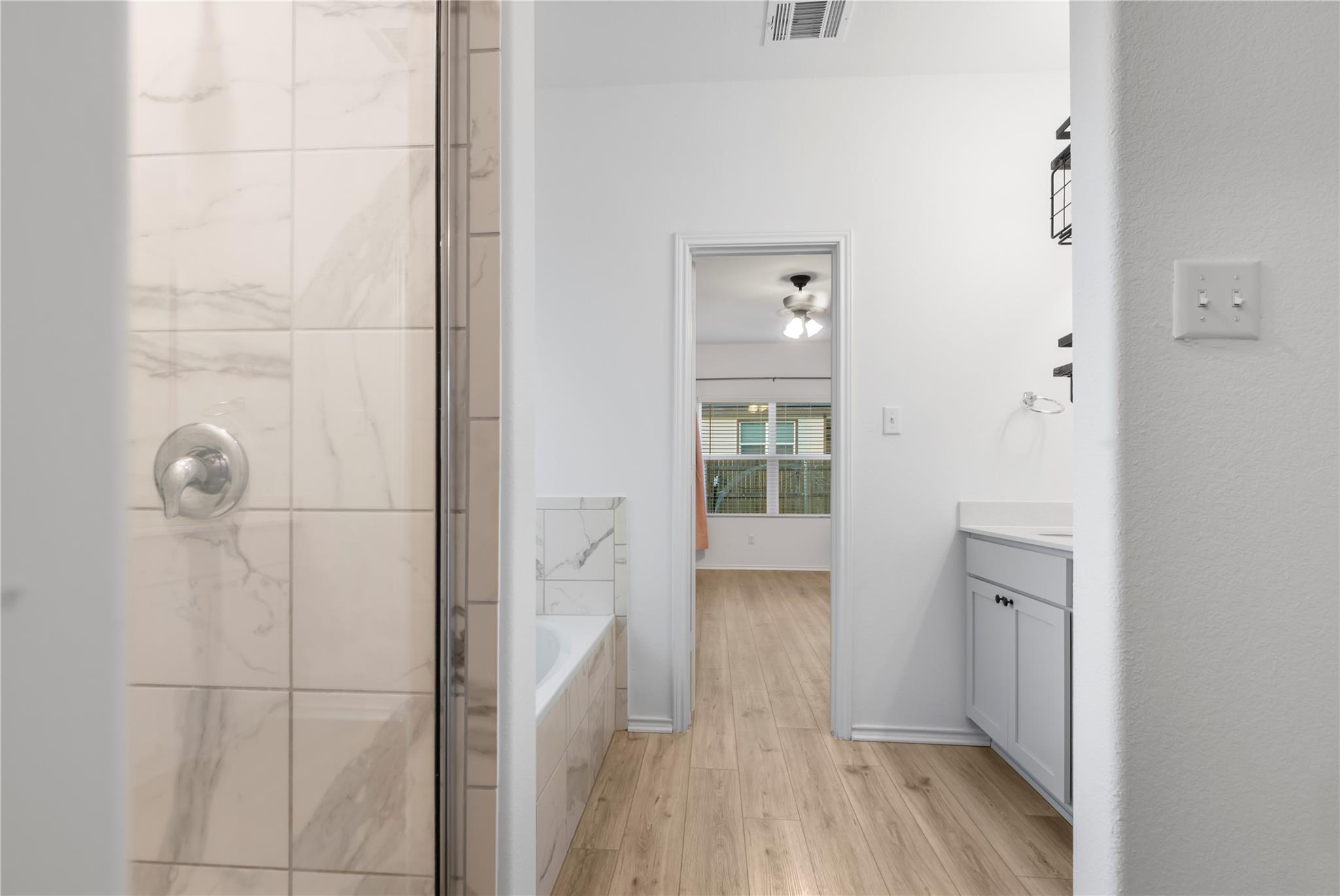 148 Rowdy Yates Way, Jarrell, TX 76537