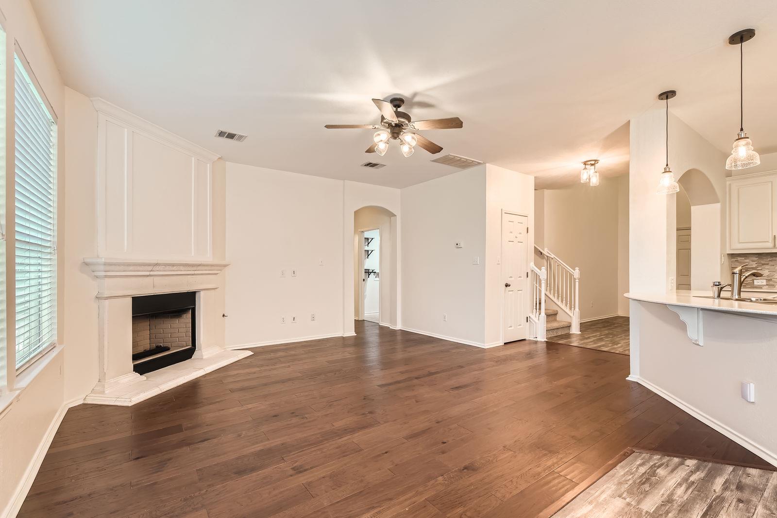 65 White Magnolia Cir, Lakeway, TX 78734