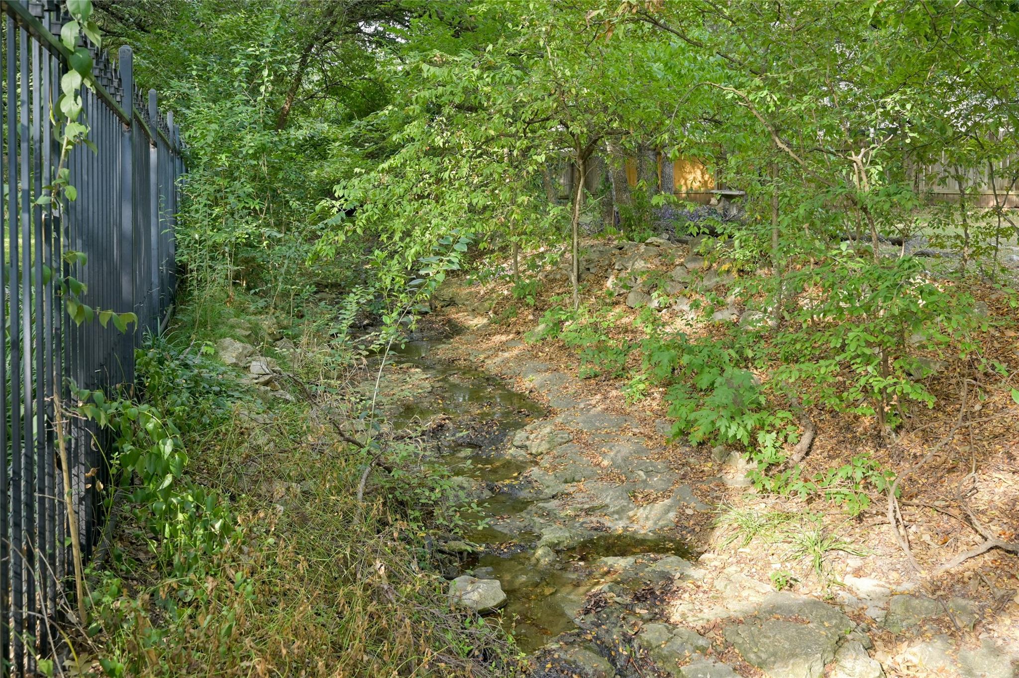 3117 Thousand Oaks Dr, Austin, TX 78746