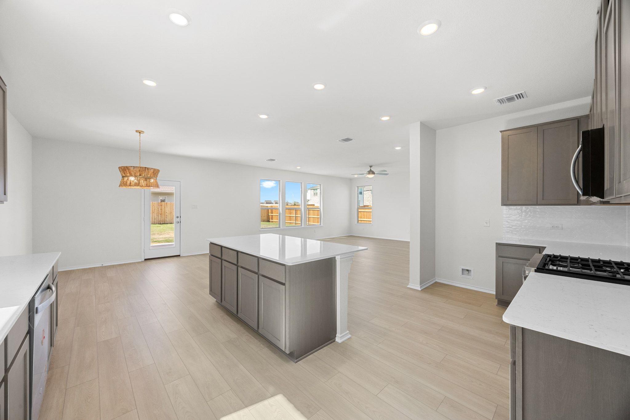 3938 Pinto Ln, Round Rock, TX 78665