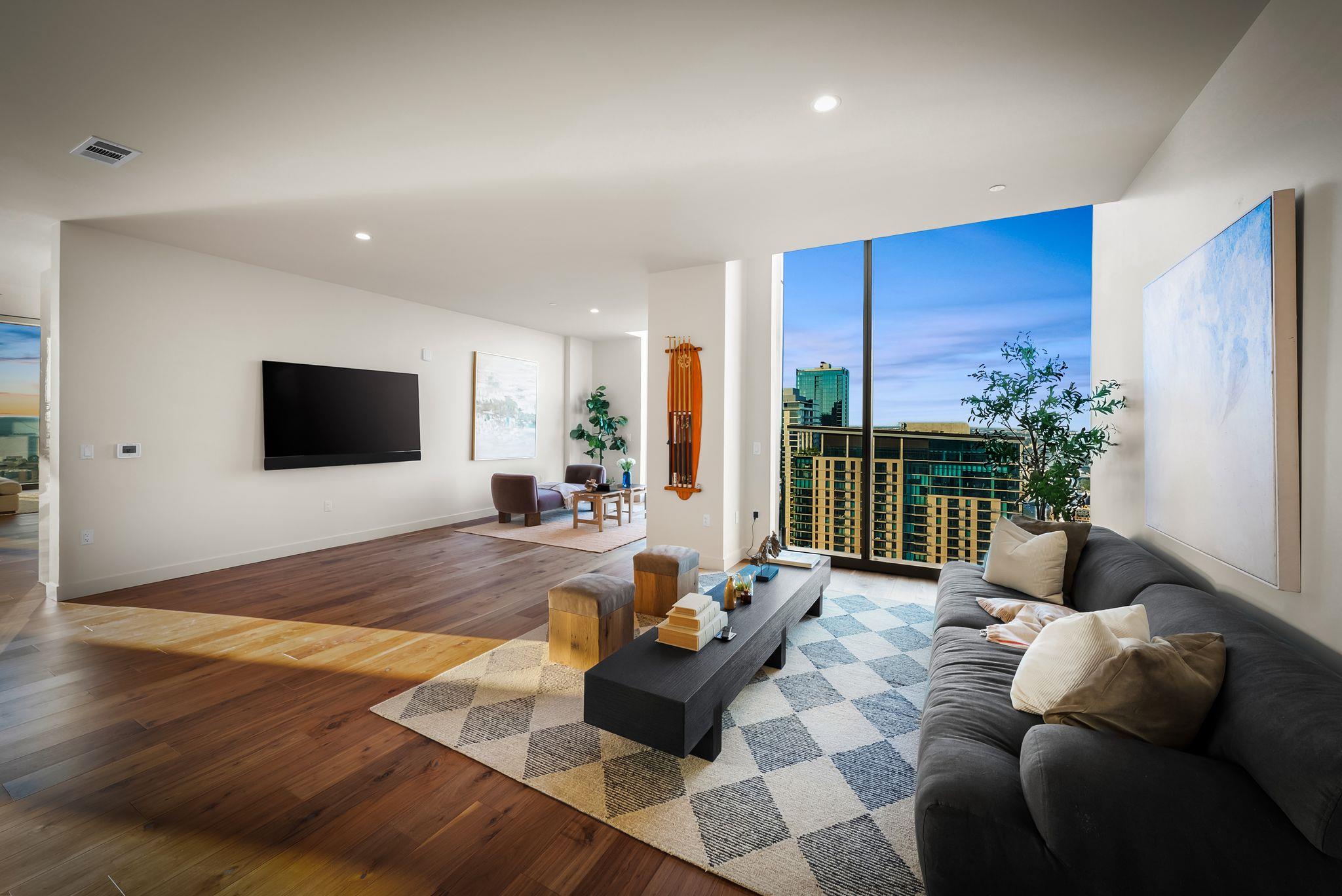 44 East Ave # 4502, Austin, TX 78701