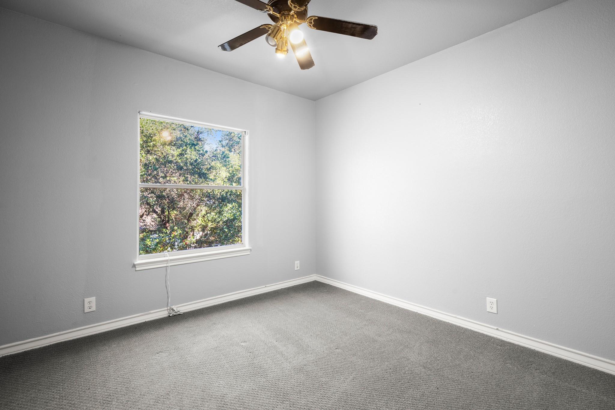 214 Hazeltine Dr, Lakeway, TX 78734