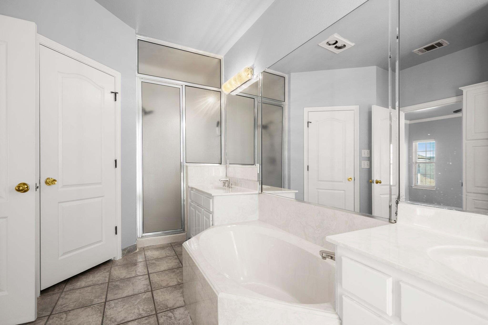 214 Hazeltine Dr, Lakeway, TX 78734