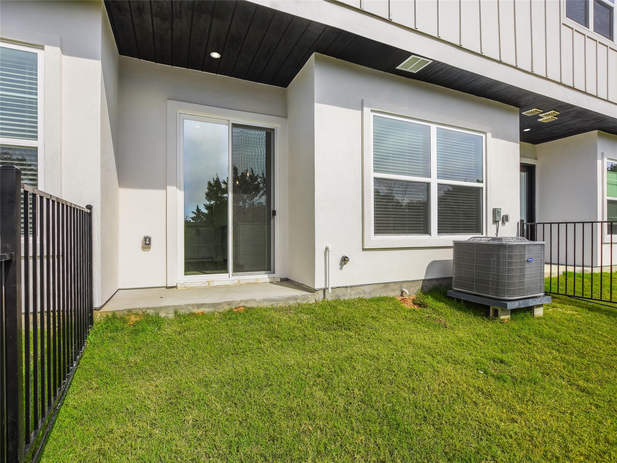 12001 Vista Parke Dr # 903, Austin, TX 78726