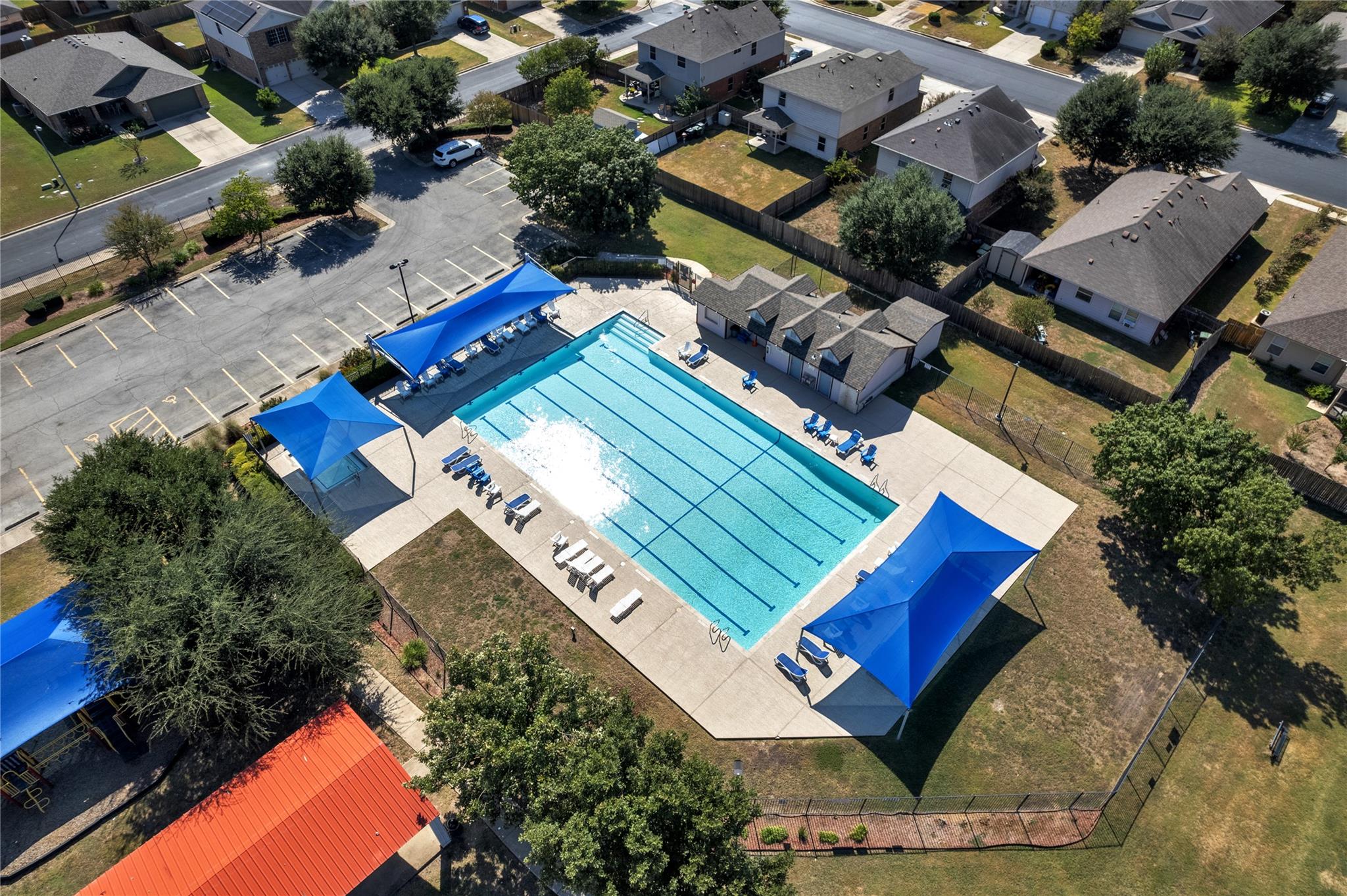 111 S Creekbend Dr, Hutto, TX 78634