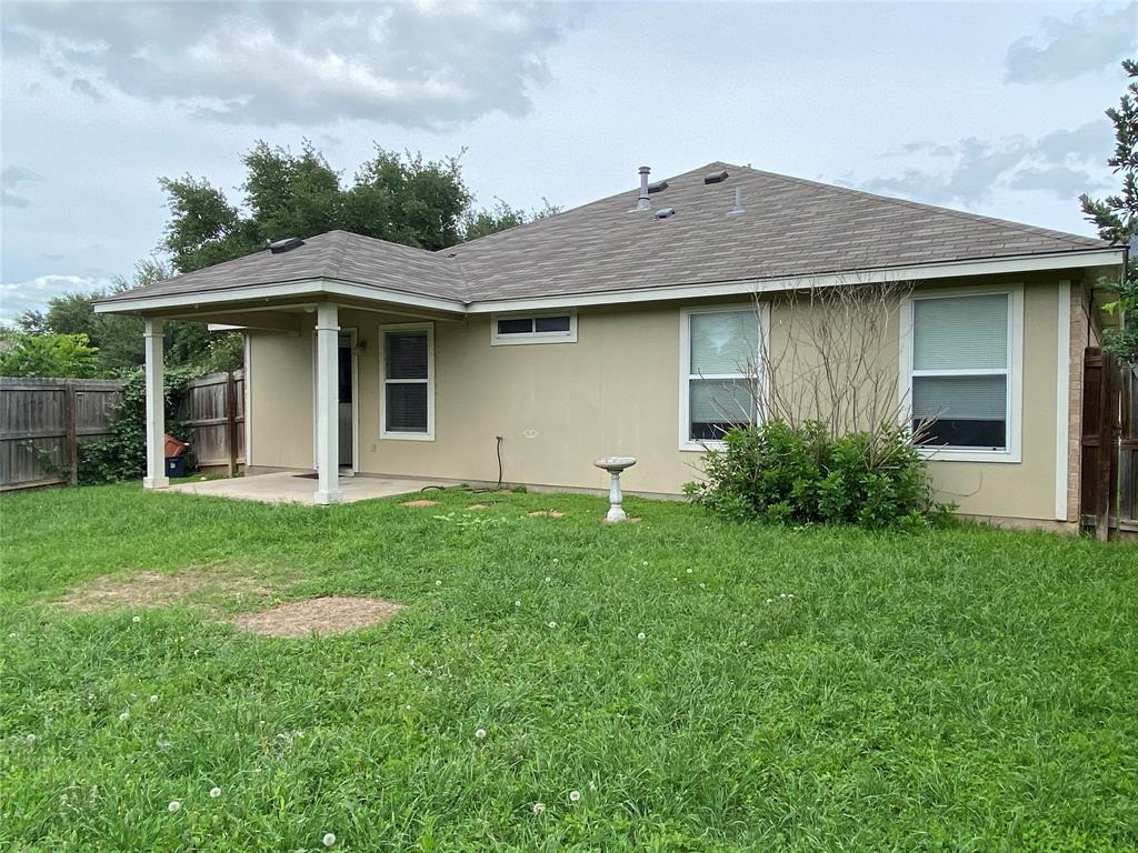 723 Blair Ave, Bastrop, TX 78602