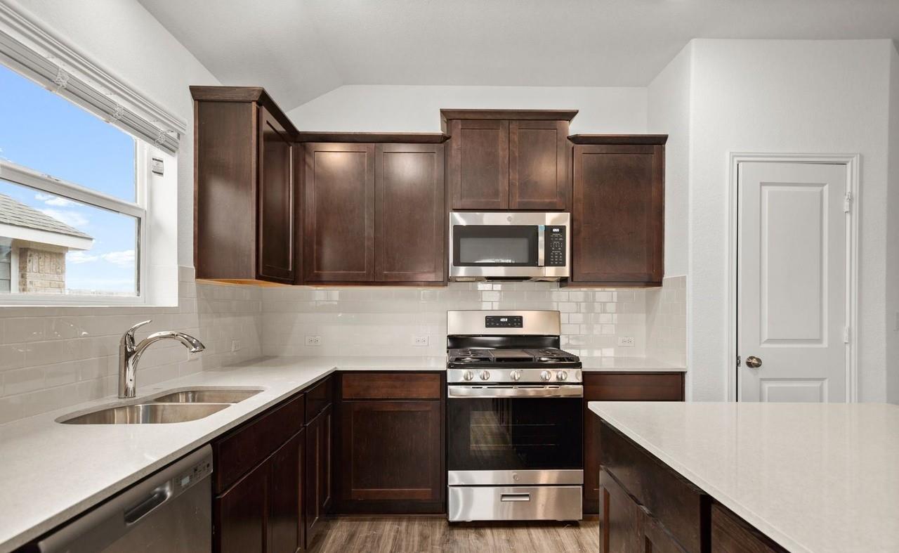 460 Jack Ryan St, Kyle, TX 78640