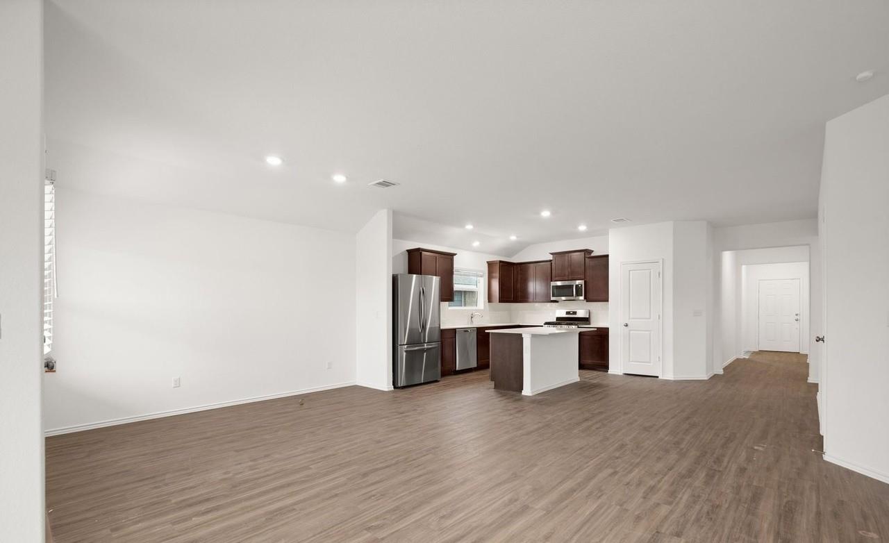 460 Jack Ryan St, Kyle, TX 78640