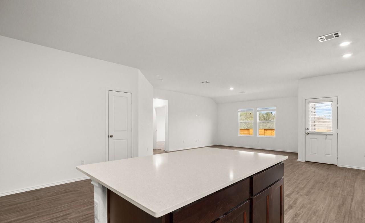 460 Jack Ryan St, Kyle, TX 78640