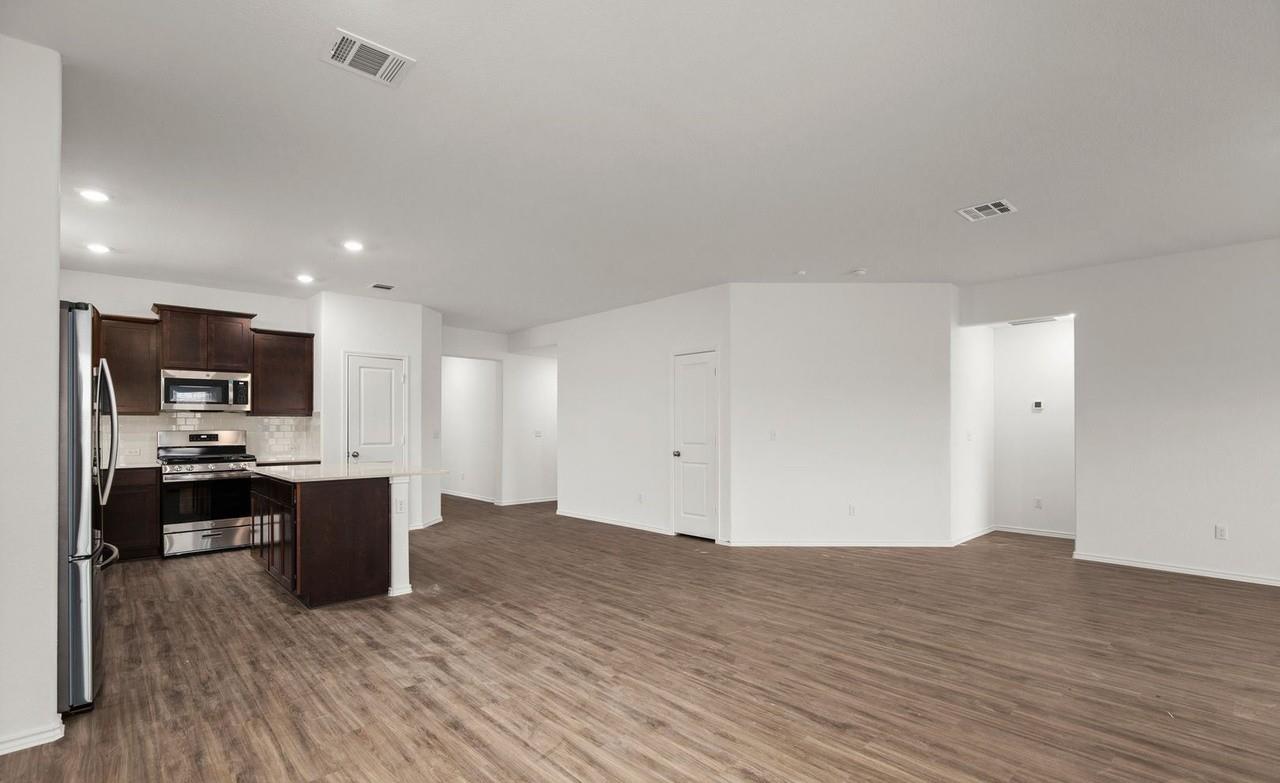 460 Jack Ryan St, Kyle, TX 78640