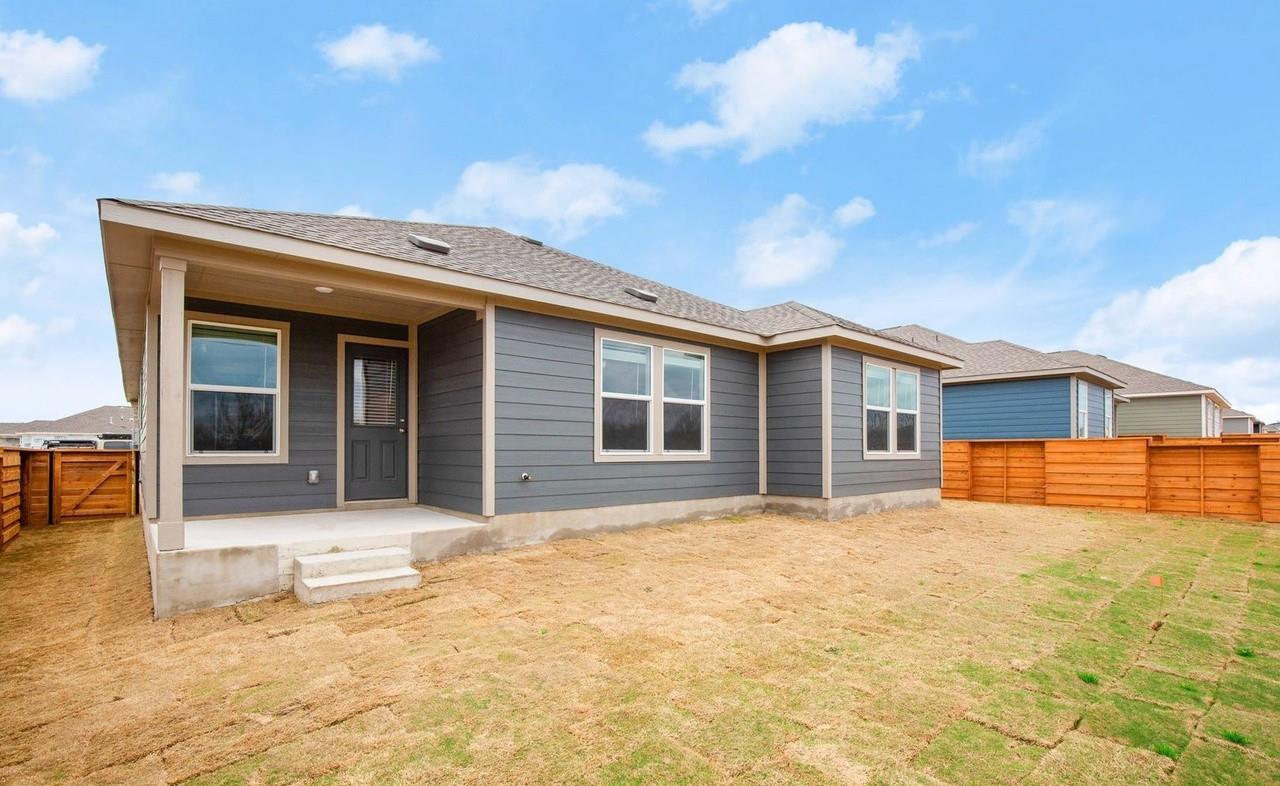 460 Jack Ryan St, Kyle, TX 78640