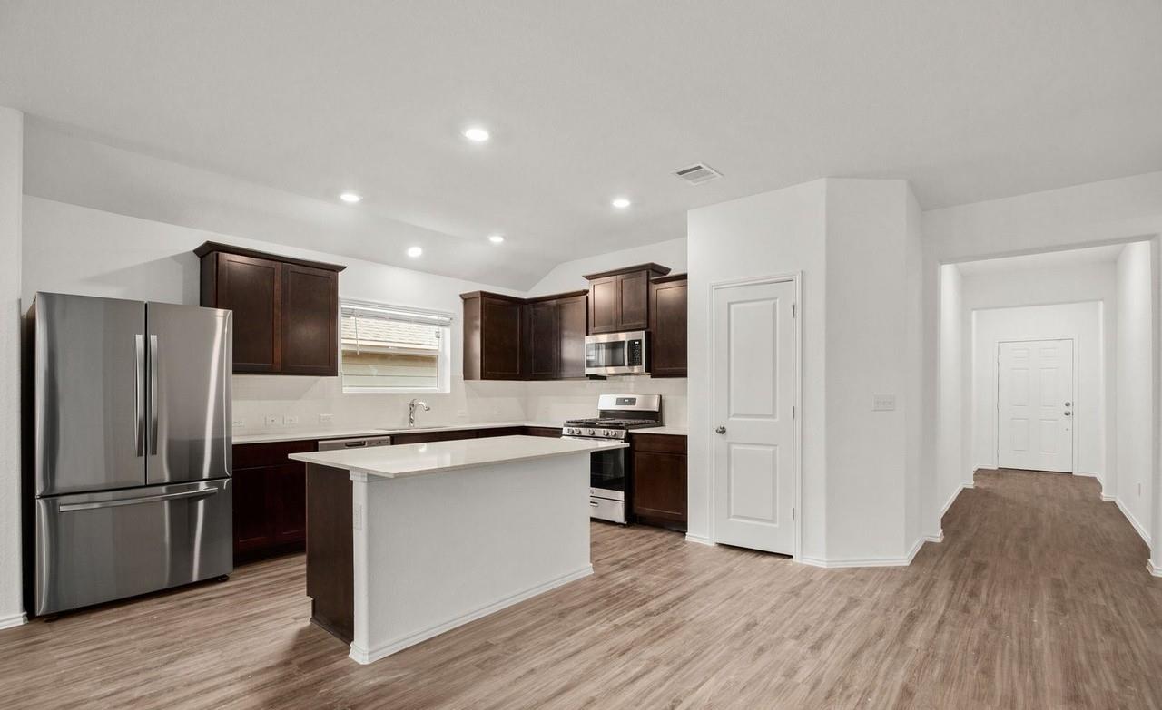 460 Jack Ryan St, Kyle, TX 78640