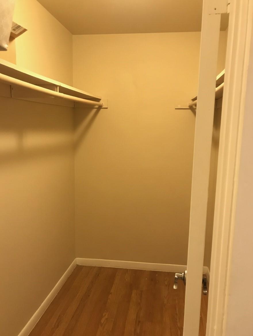 1000 W 26th St # 112, Austin, TX 78705