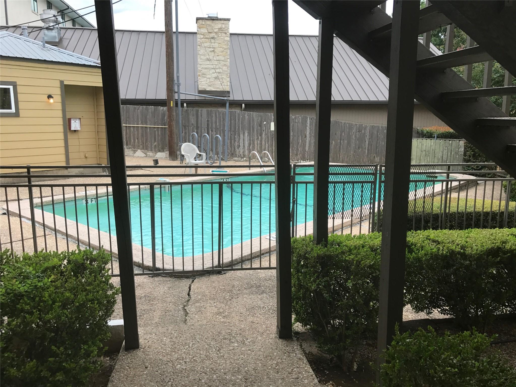 1000 W 26th St # 112, Austin, TX 78705