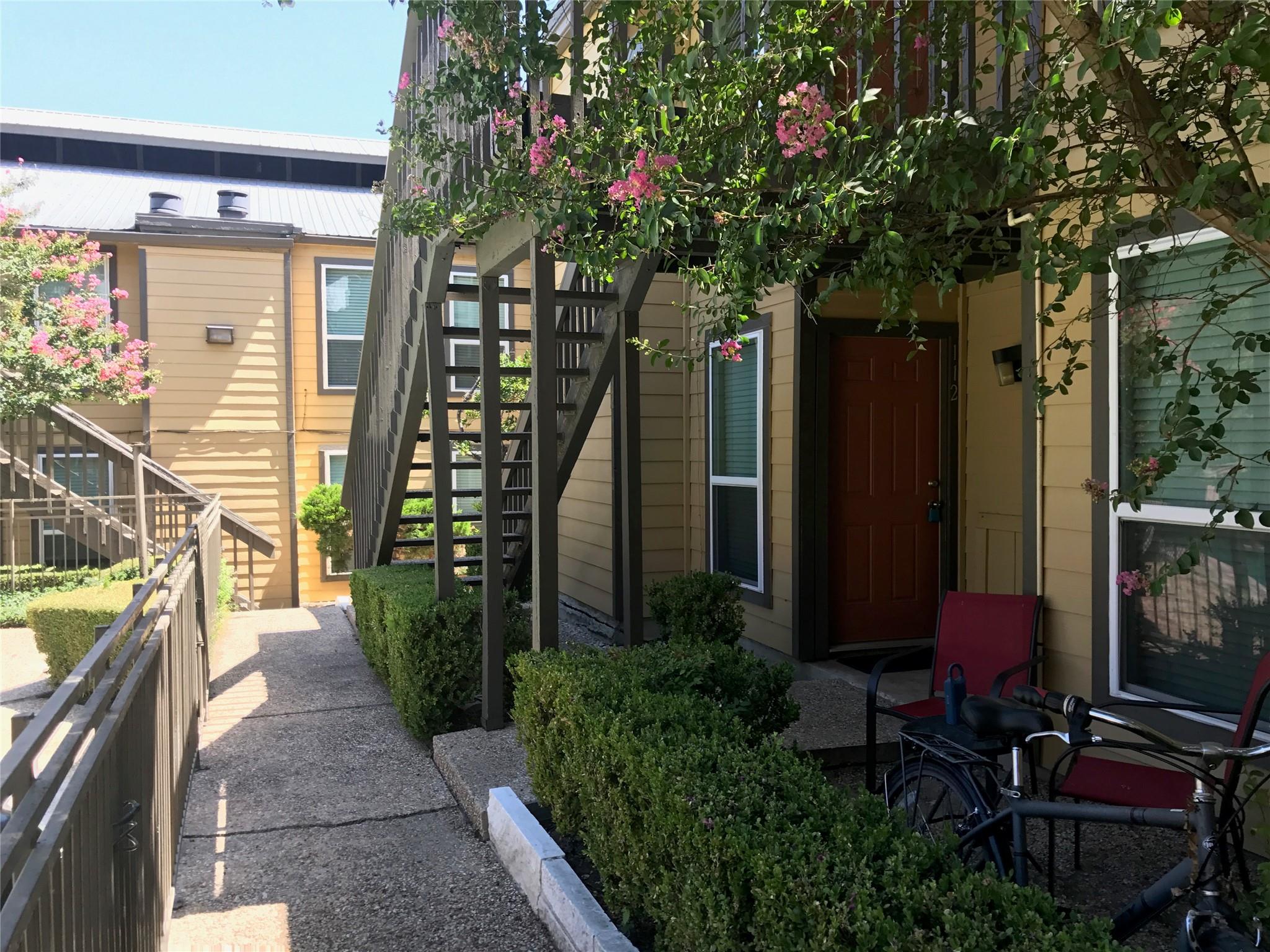 1000 W 26th St # 112, Austin, TX 78705