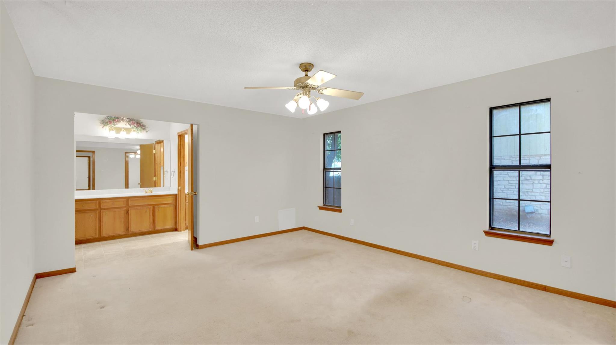 1403 Stone Ridge Dr, Taylor, TX 76574