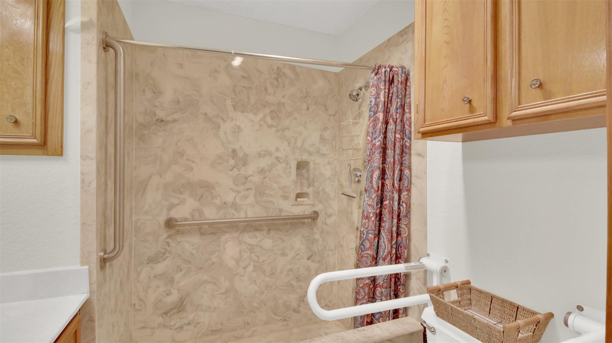 1403 Stone Ridge Dr, Taylor, TX 76574