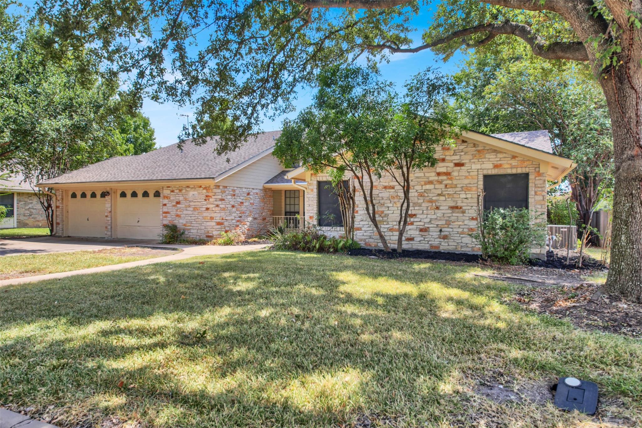 1403 Stone Ridge Dr, Taylor, TX 76574