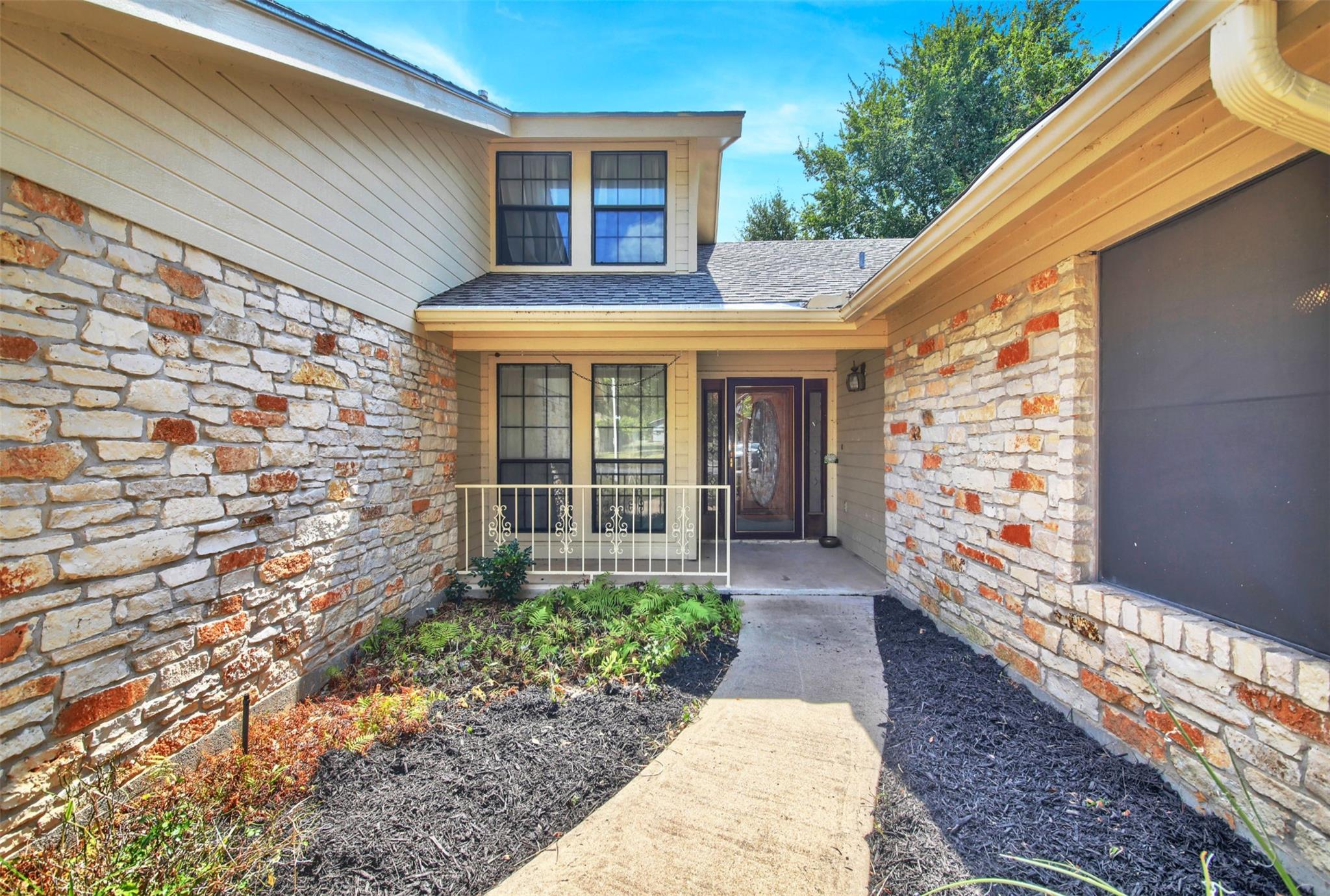 1403 Stone Ridge Dr, Taylor, TX 76574