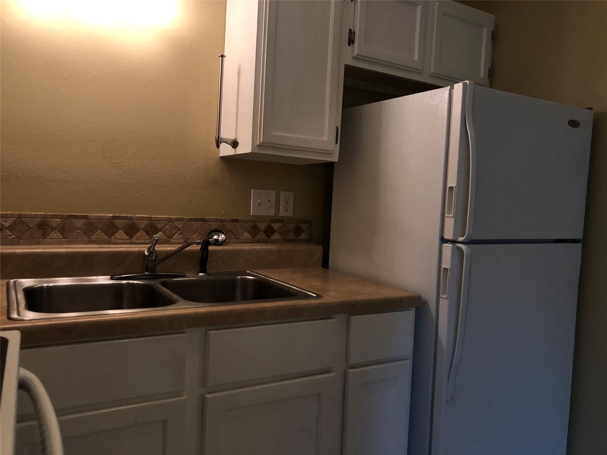 1000 W 26th St # 106, Austin, TX 78705