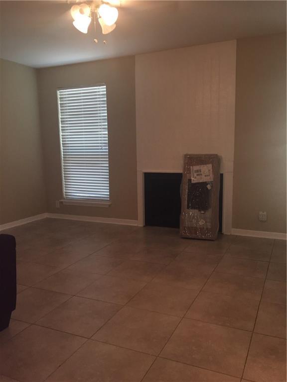 1000 W 26th St # 106, Austin, TX 78705