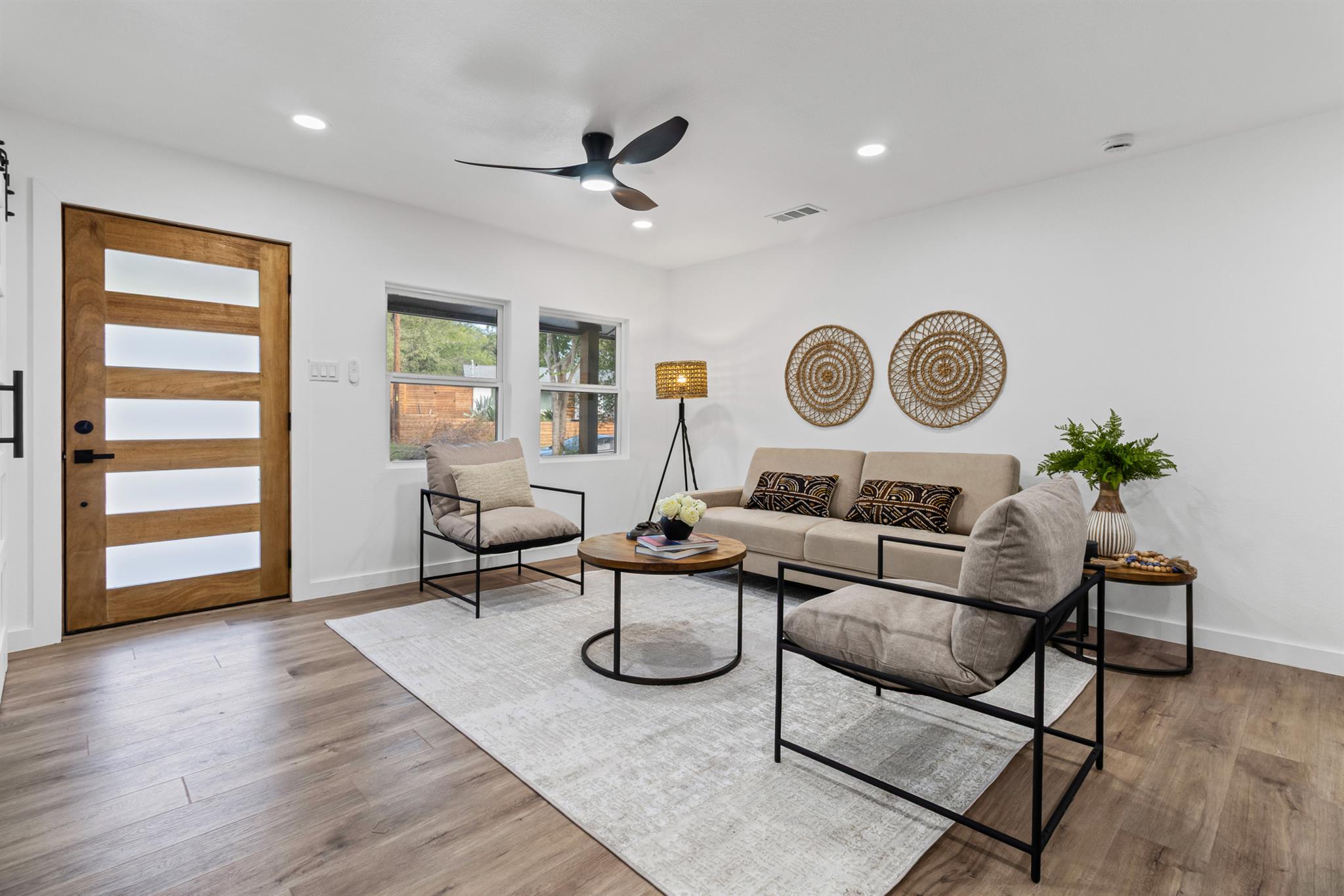 1601 N Redondo Dr, Austin, TX 78721