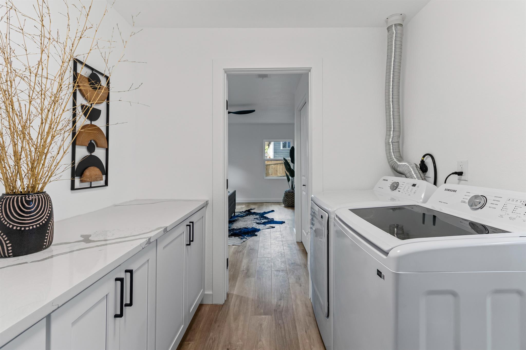 1601 N Redondo Dr, Austin, TX 78721