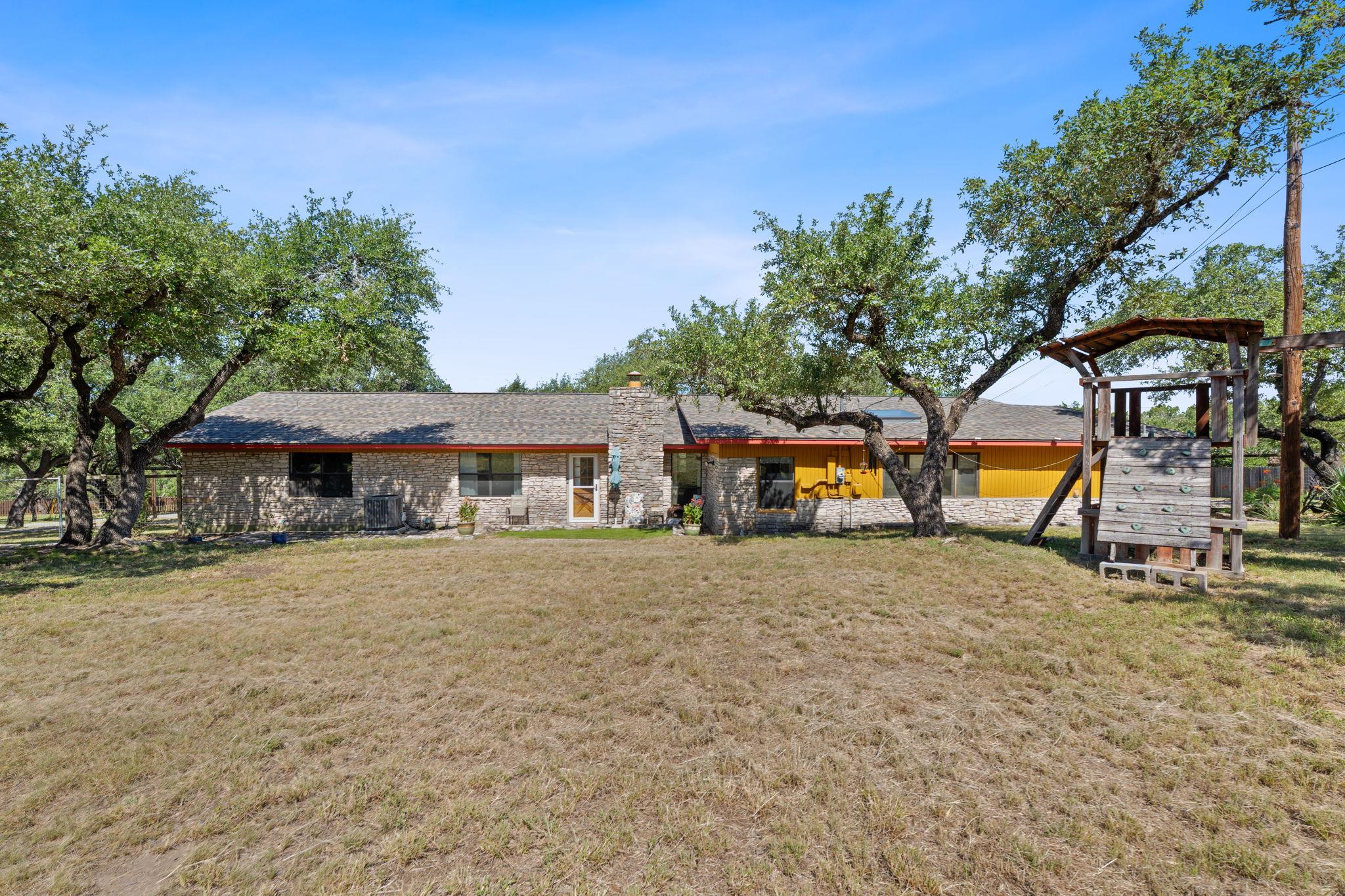 8705 S View Rd, Austin, TX 78737