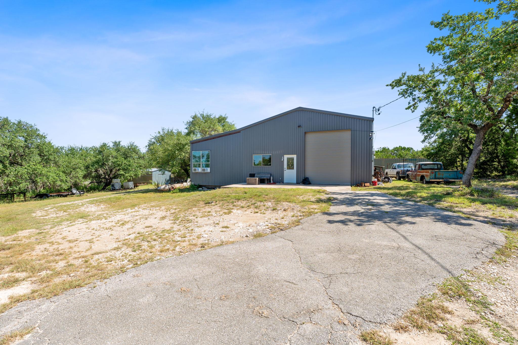 8705 S View Rd, Austin, TX 78737