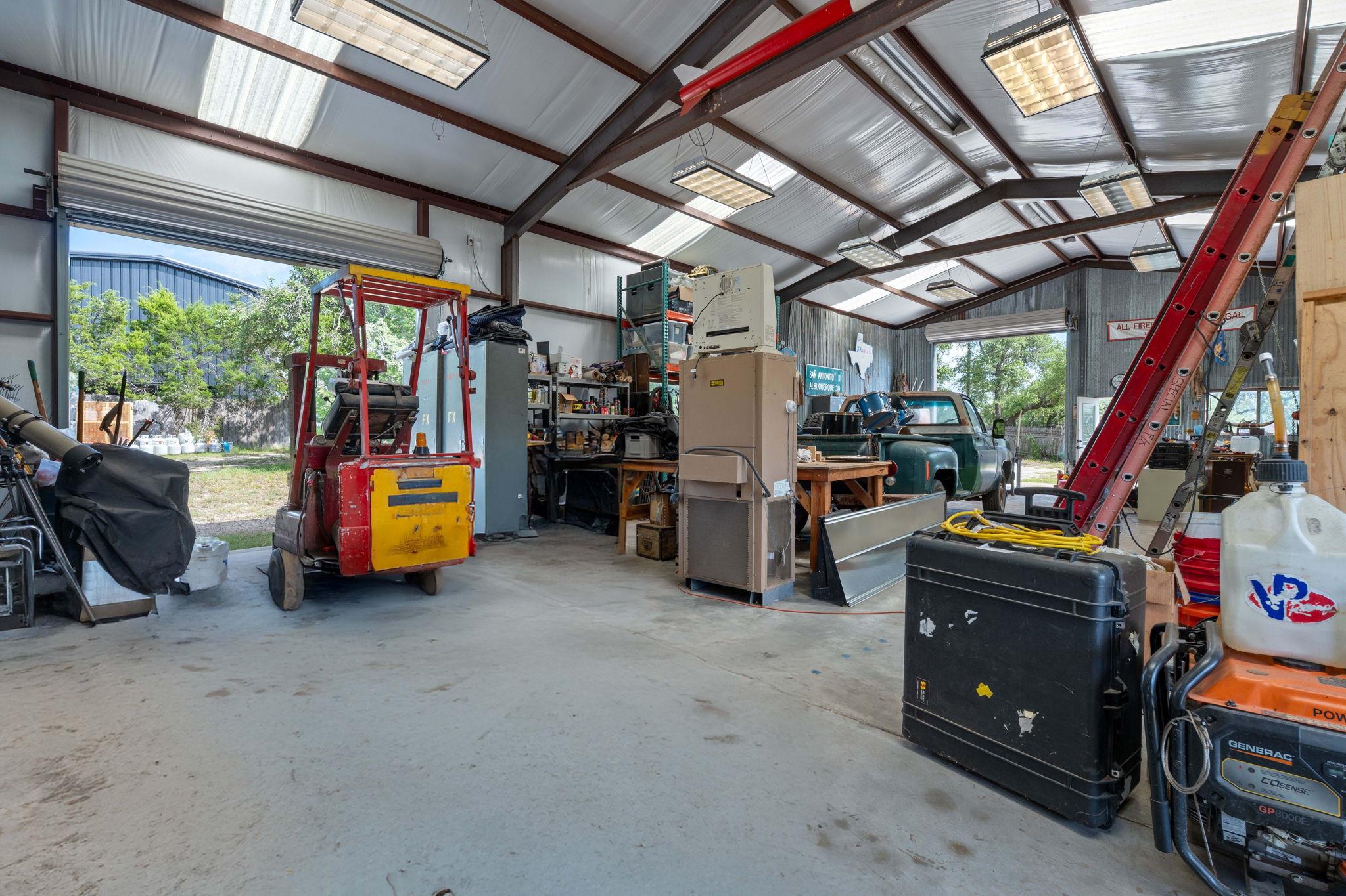 8705 S View Rd, Austin, TX 78737