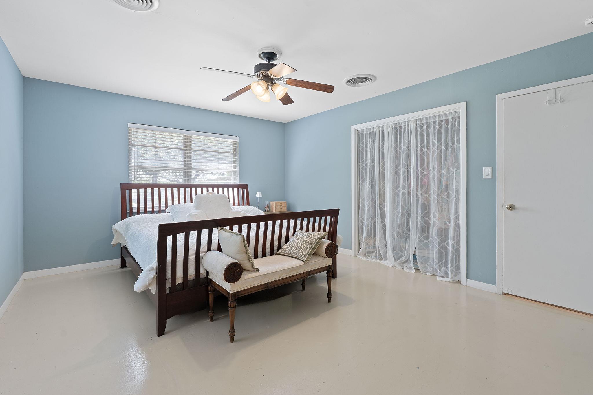 8705 S View Rd, Austin, TX 78737