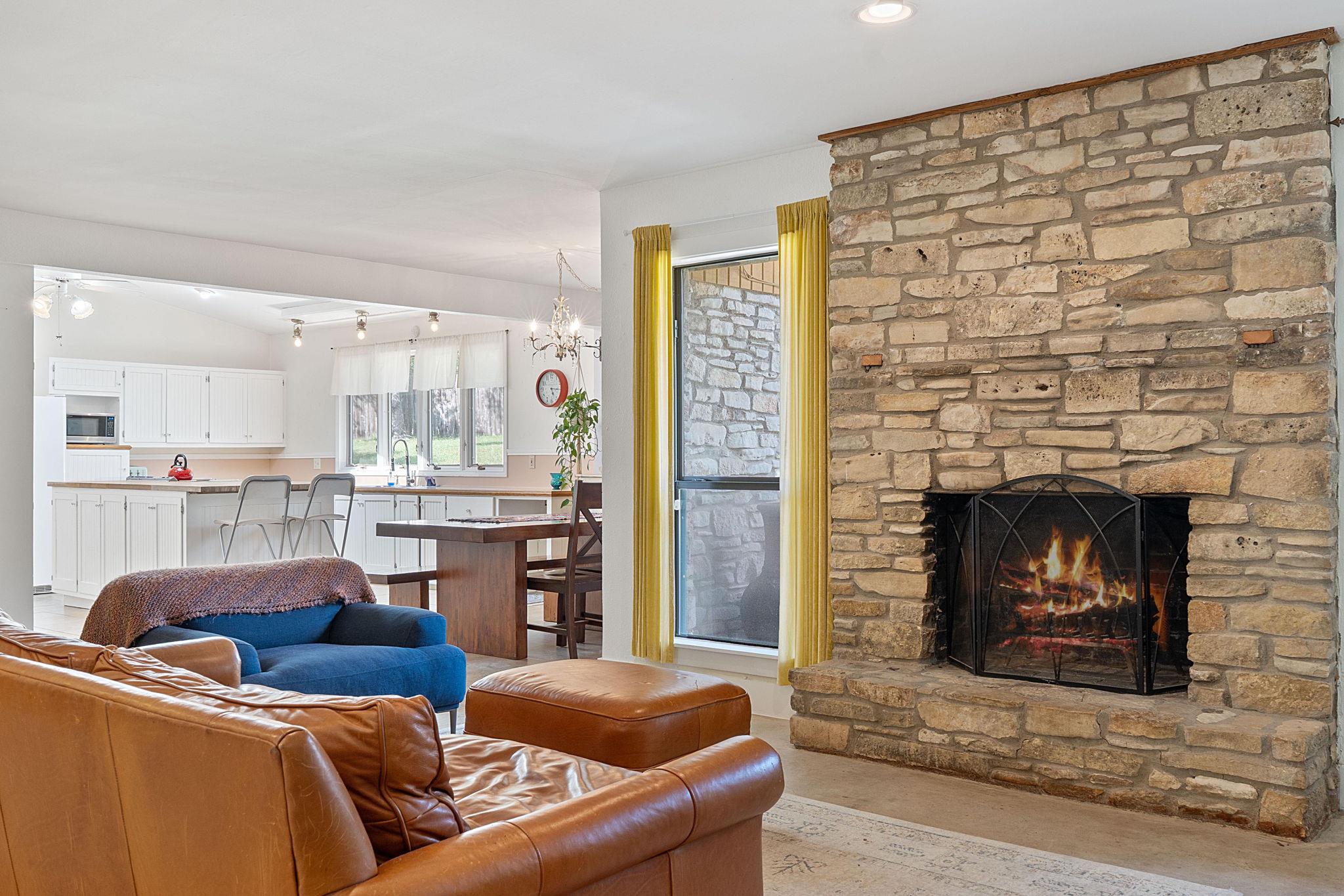 8705 S View Rd, Austin, TX 78737