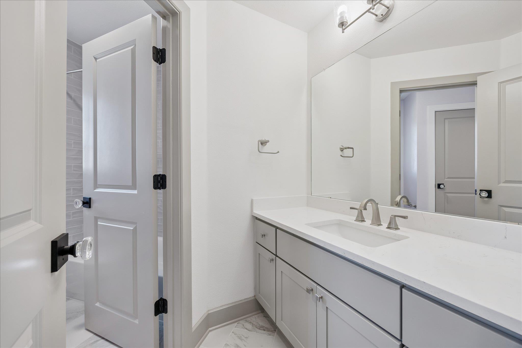 6817 Davenport Divide Rd, Austin, TX 78738