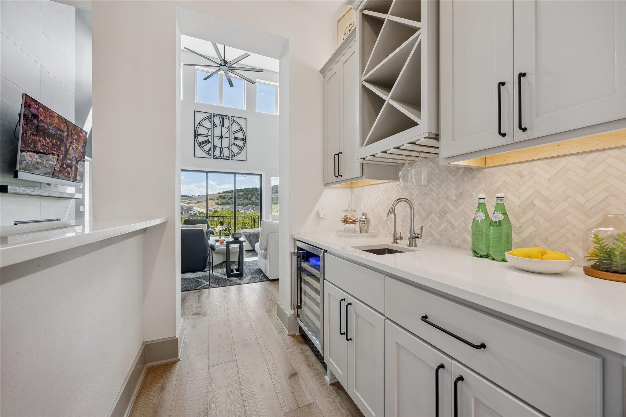 6817 Davenport Divide Rd, Austin, TX 78738