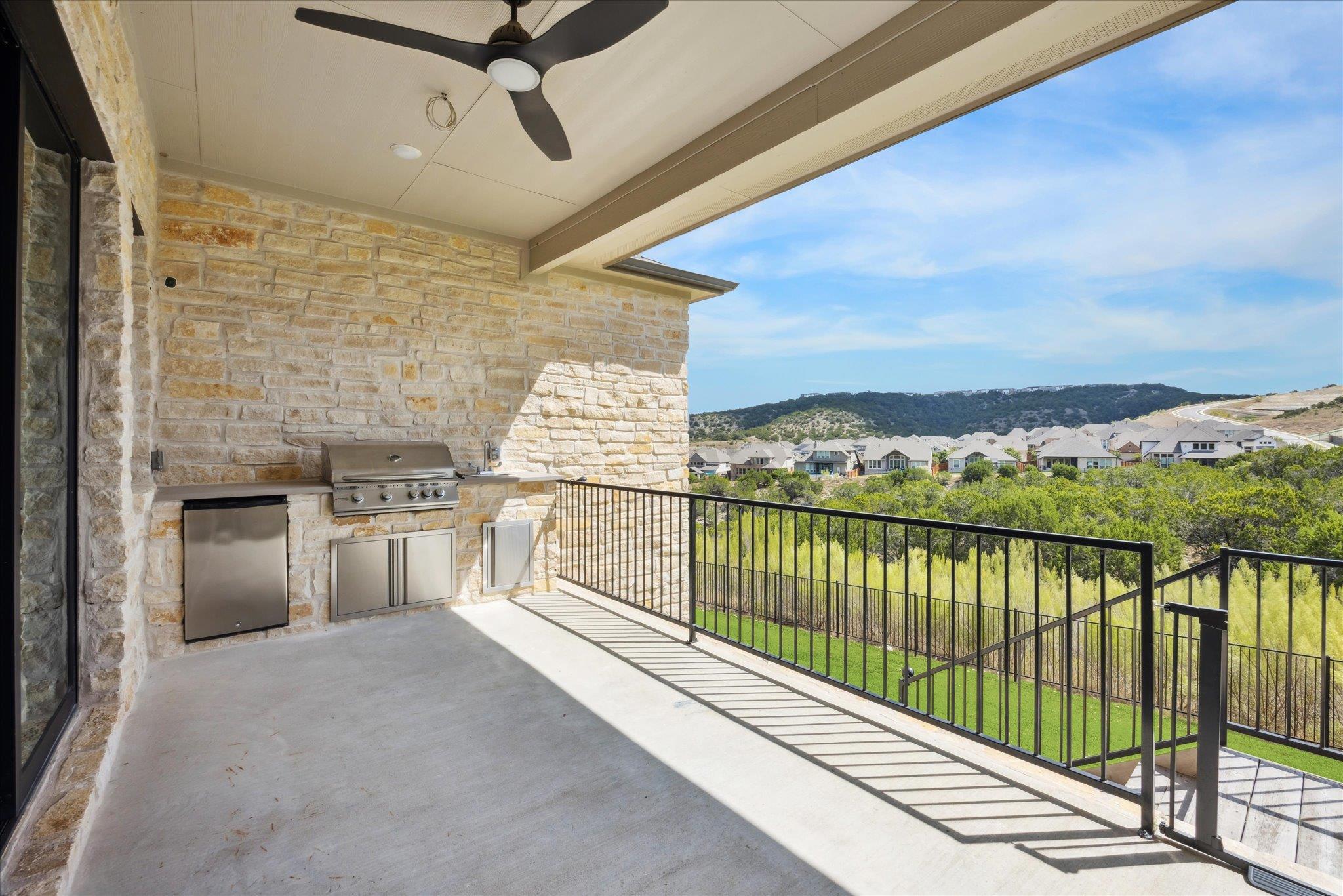 6817 Davenport Divide Rd, Austin, TX 78738
