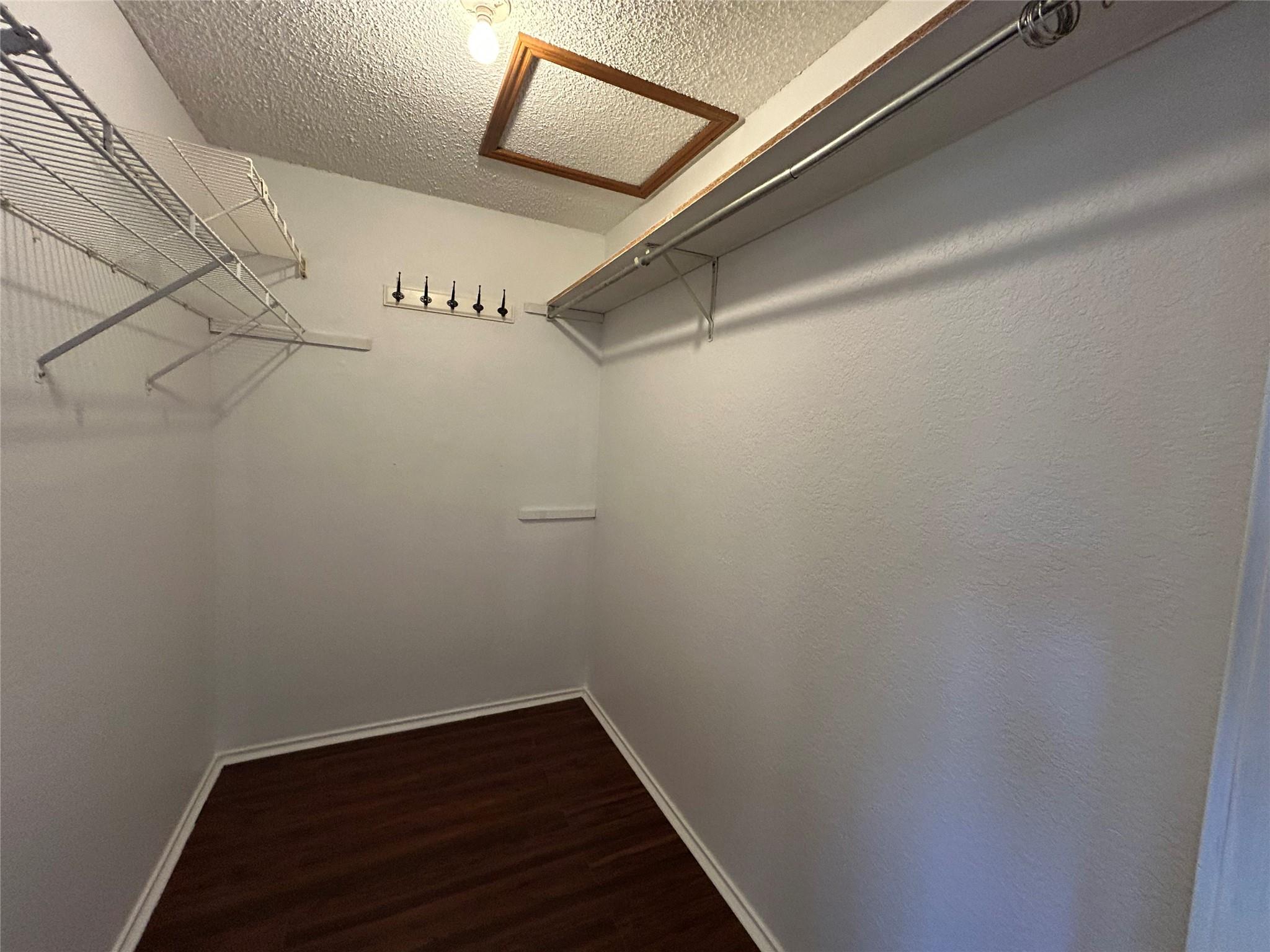 3809 Spicewood Springs Rd # 208, Austin, TX 78759