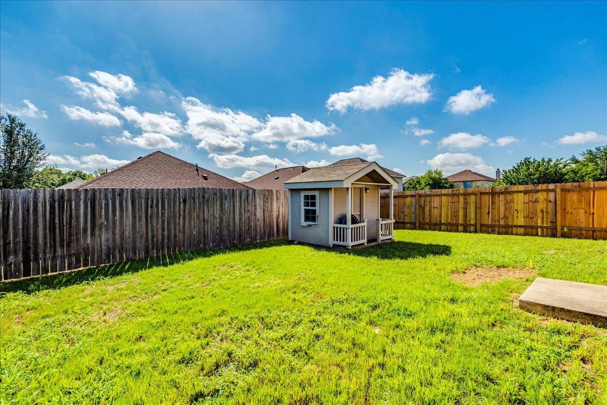 185 Housefinch Loop, Leander, TX 78641