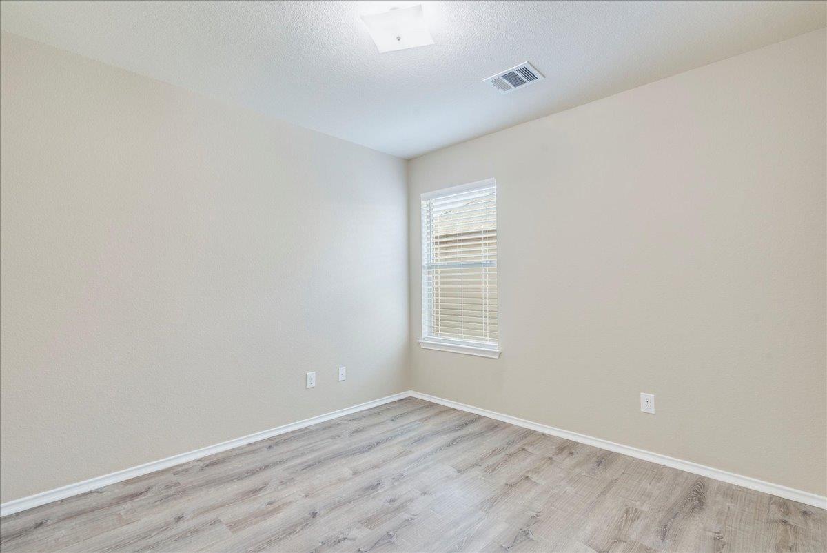 185 Housefinch Loop, Leander, TX 78641