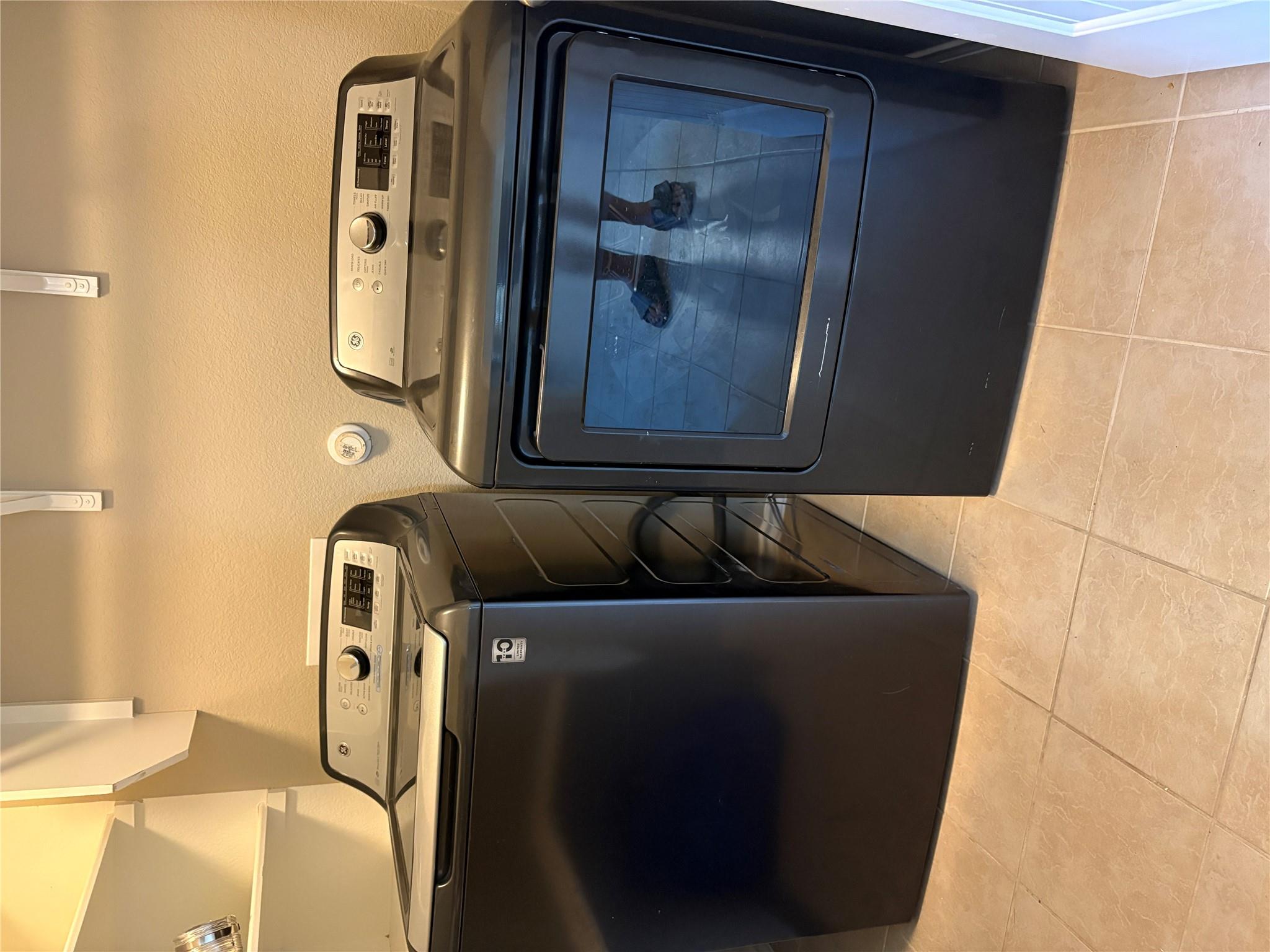 185 Housefinch Loop, Leander, TX 78641