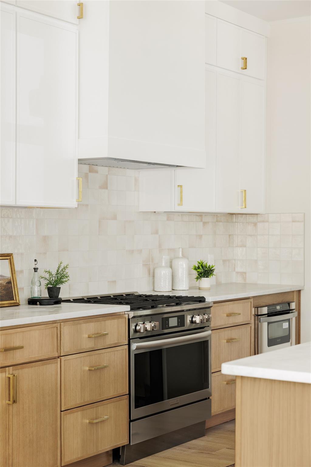 901 Redd St # 2, Austin, TX 78745