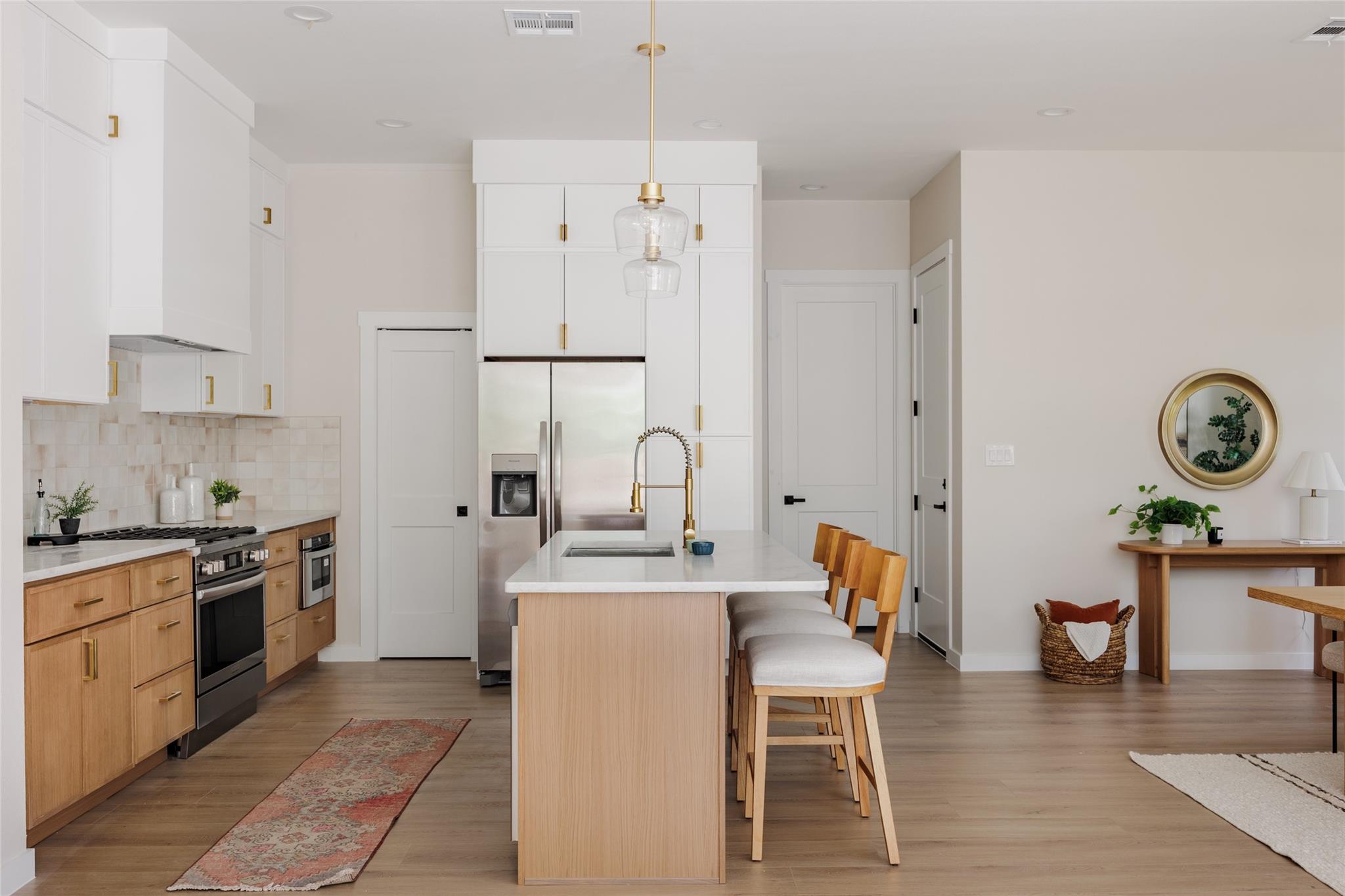 901 Redd St # 2, Austin, TX 78745