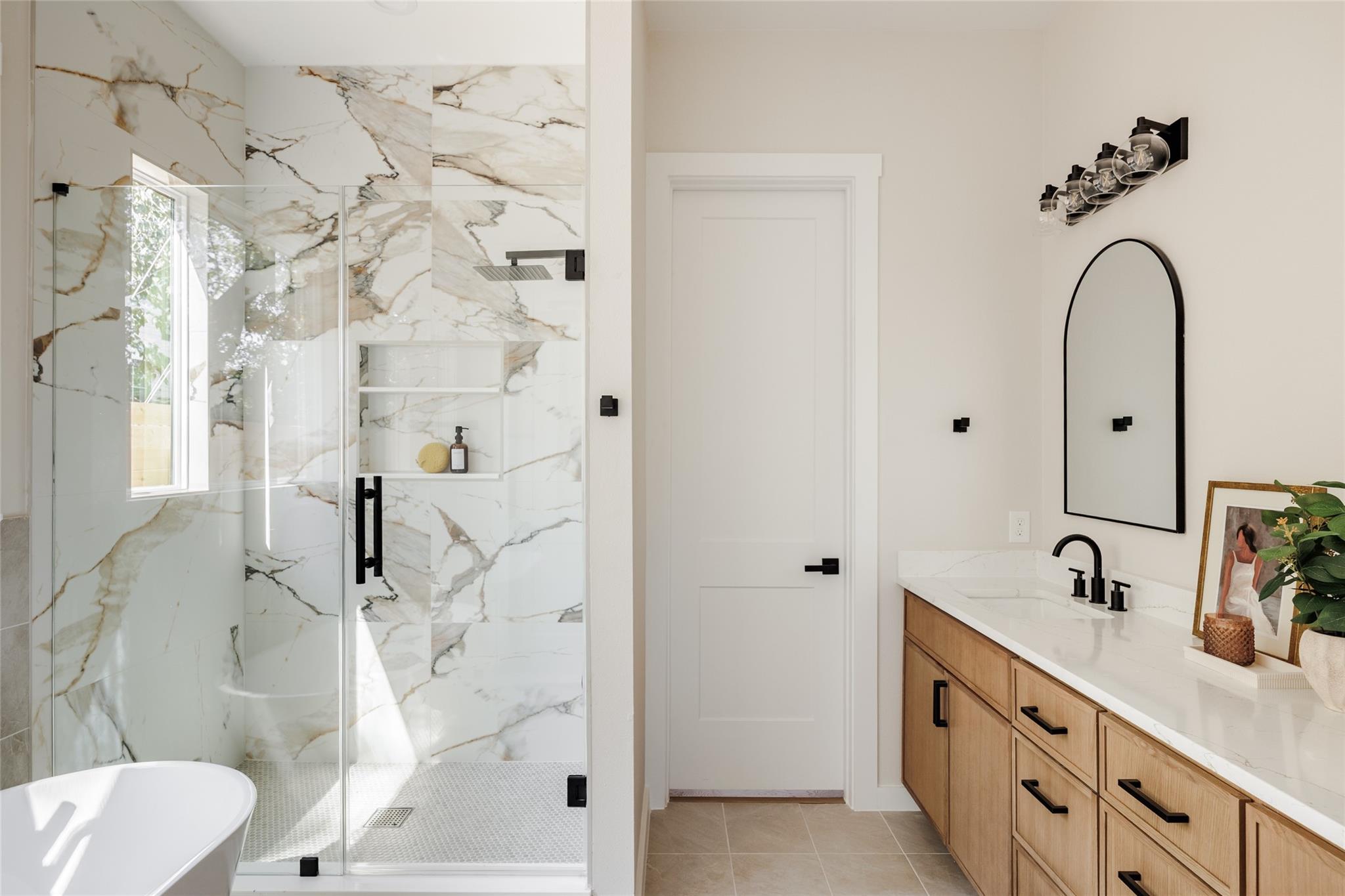 901 Redd St # 2, Austin, TX 78745