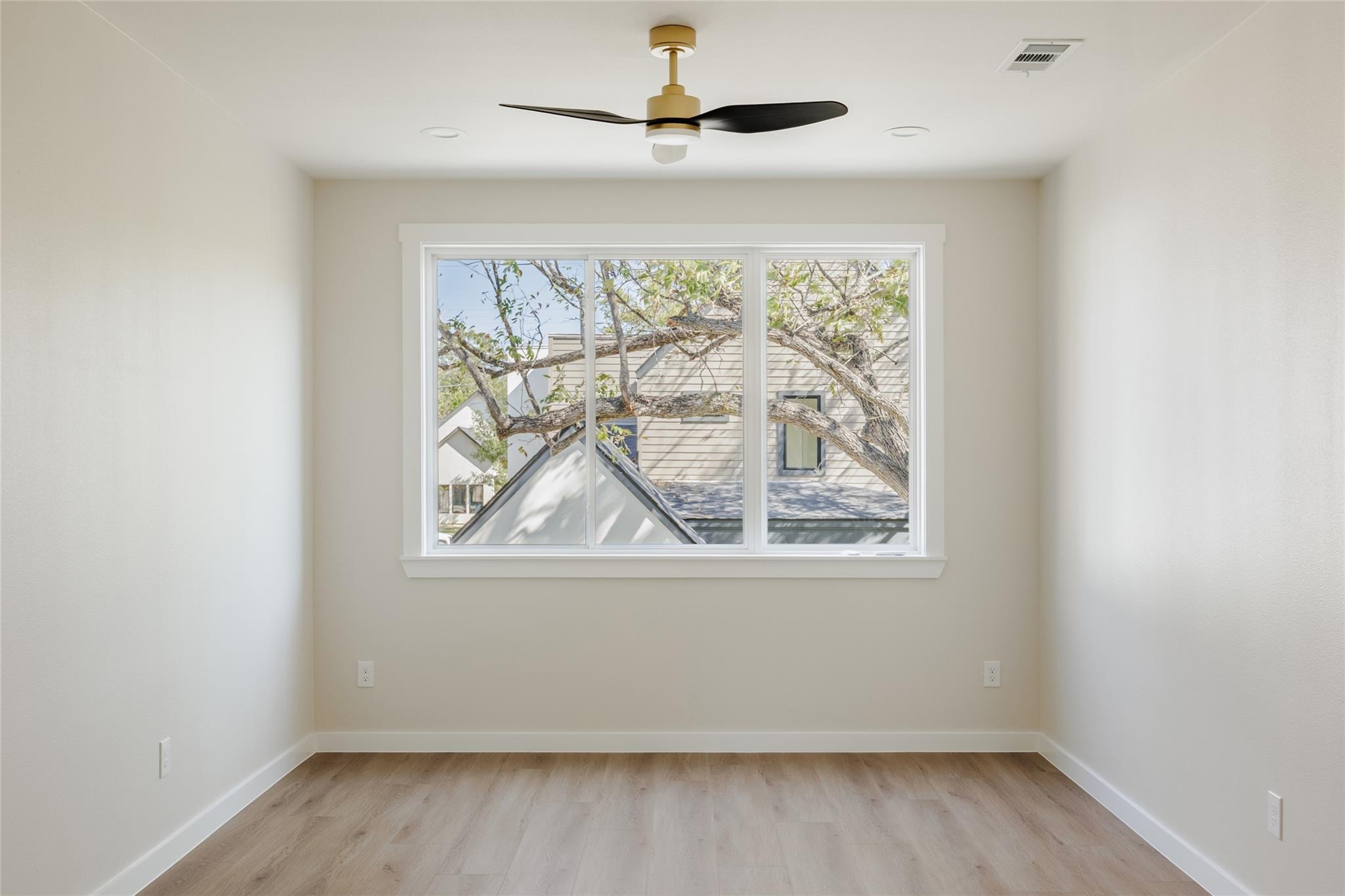 901 Redd St # 2, Austin, TX 78745