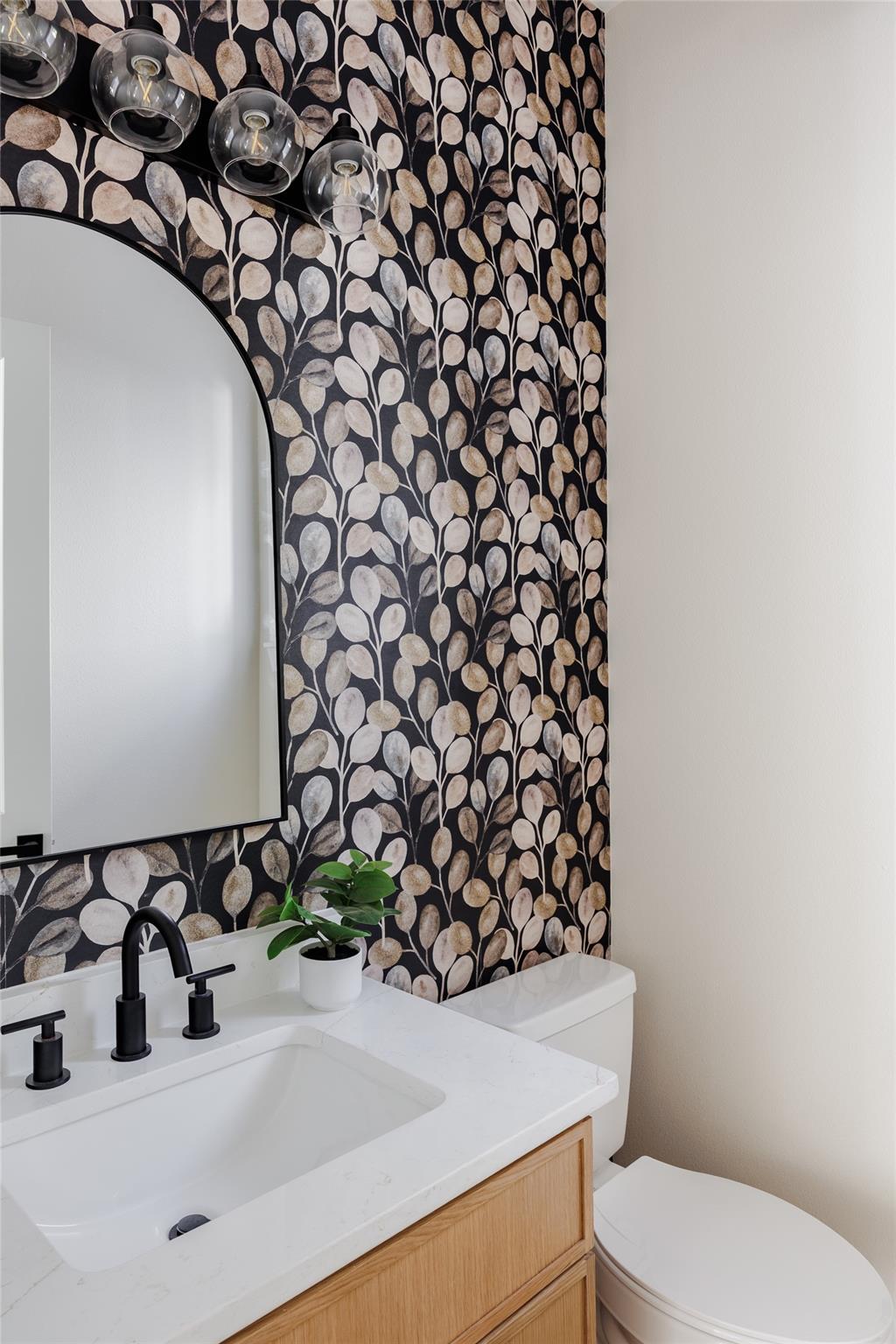 901 Redd St # 2, Austin, TX 78745