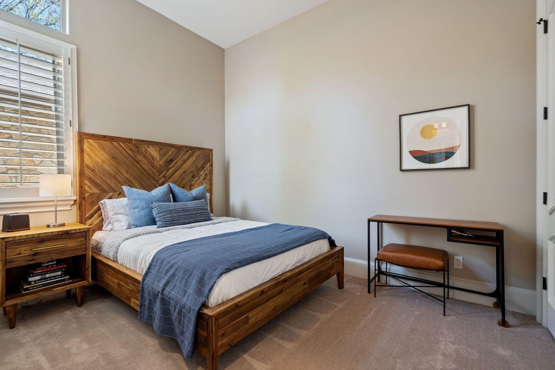 2002 Kinney Ave # B, Austin, TX 78704