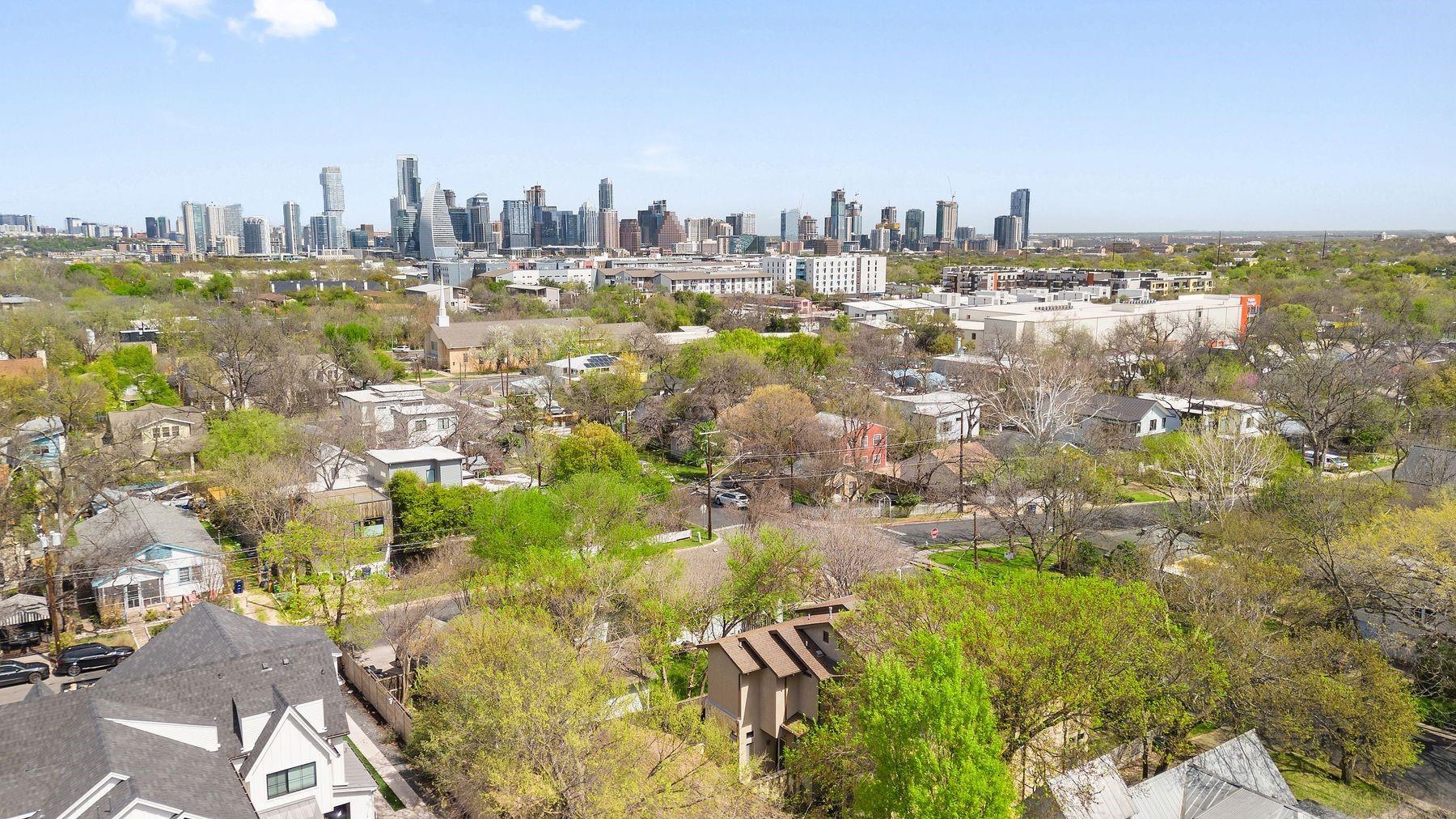 2002 Kinney Ave # B, Austin, TX 78704