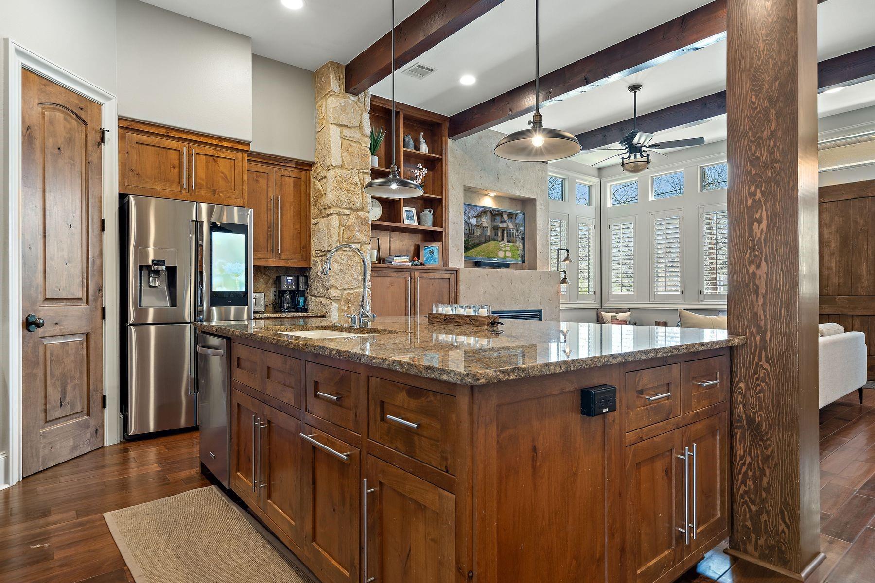 2002 Kinney Ave # B, Austin, TX 78704