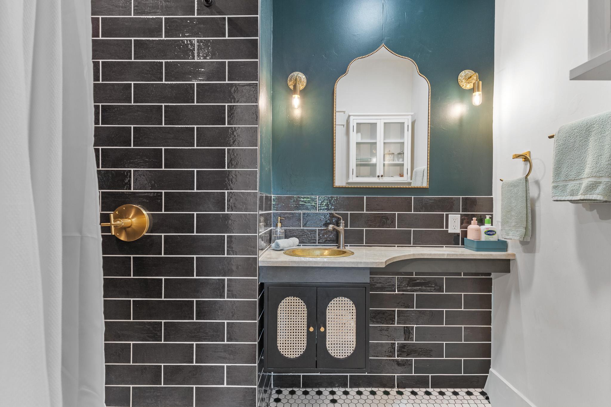 519 E Ashby Pl, San Antonio, TX 78212